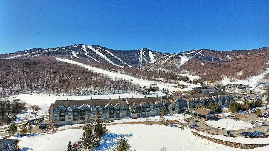 228 East Mountain Road #DA DUP GRAND HOTEL 152 II (GODBOUT), Killington, VT 05751 - Image #2