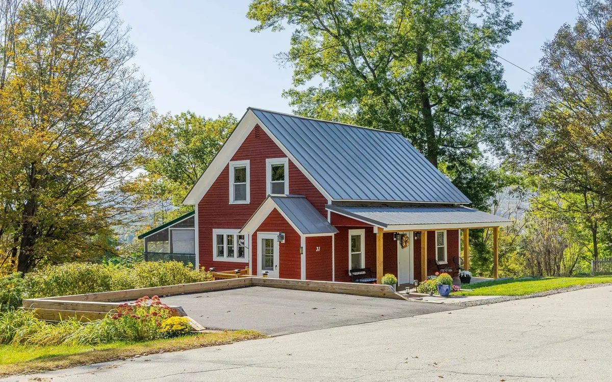 31 Pleasant Street, Walpole, NH 03608 - #1