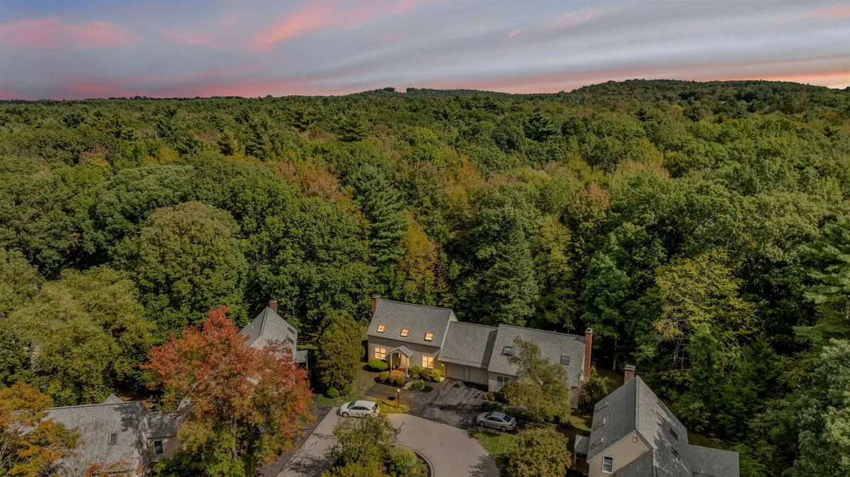 40 Stratham Green, Stratham, NH 03885 - Image #1