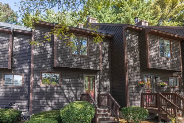 50 Thornhill Road, Stratham, NH 03885