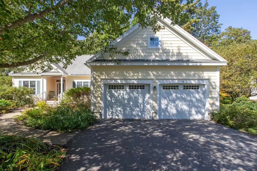 16 Parkman Brook Lane, Stratham, NH 03885 - Image #2