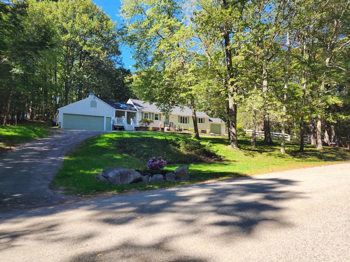 35 Royal Range Road, Sandown, NH 03873 - #1