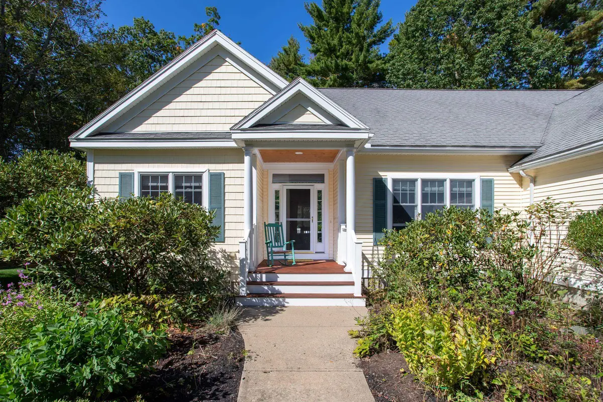 16 Parkman Brook Lane, Stratham, NH 03885 - Image #1