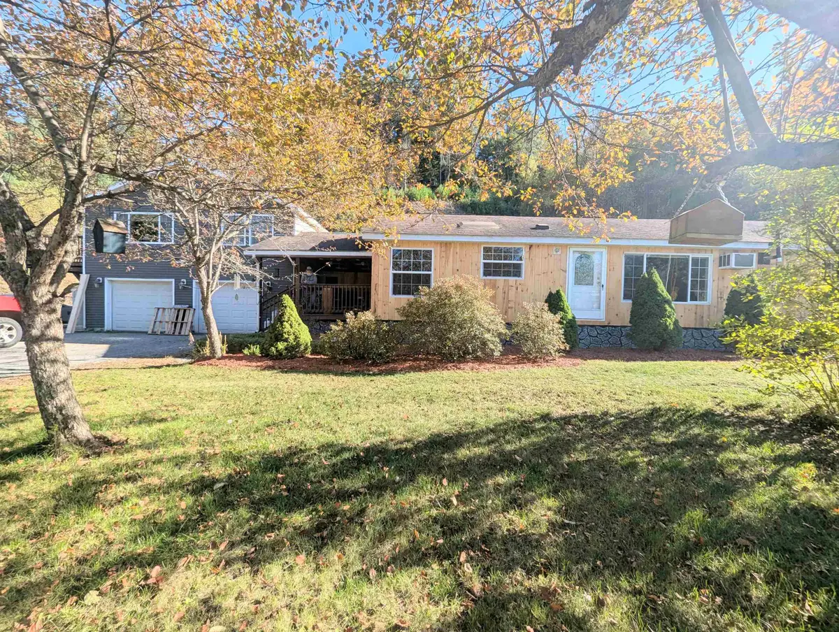 43 Crestwood Drive, Saint Johnsbury, VT 05819 - Image #1