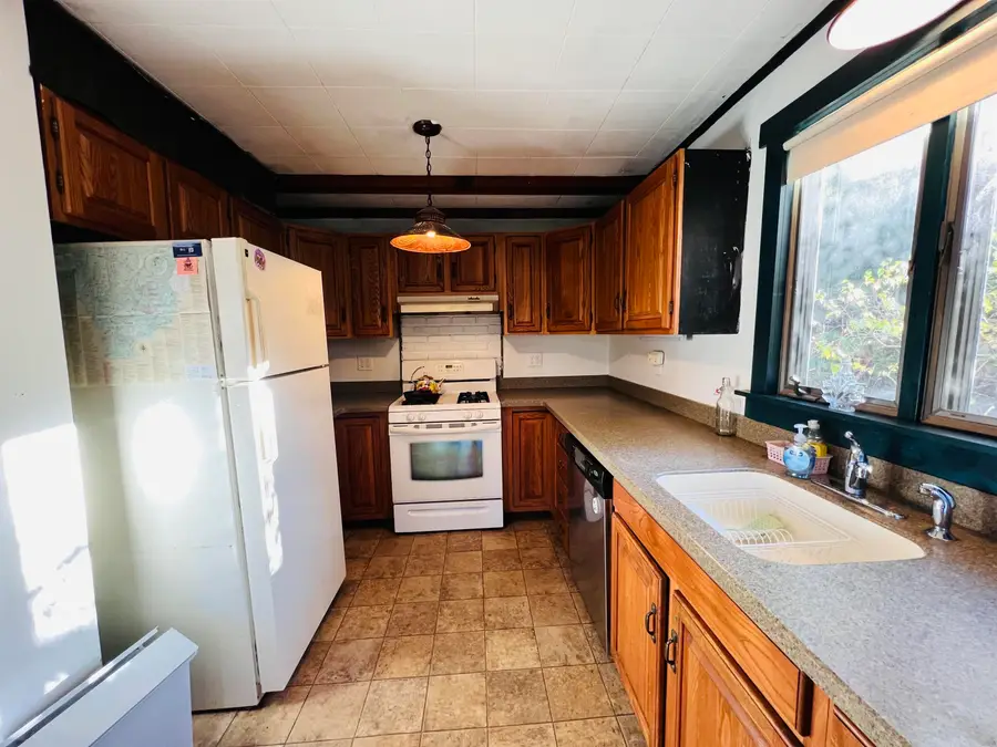 87 Cochran Road, Groton, VT 05046 - Image #3