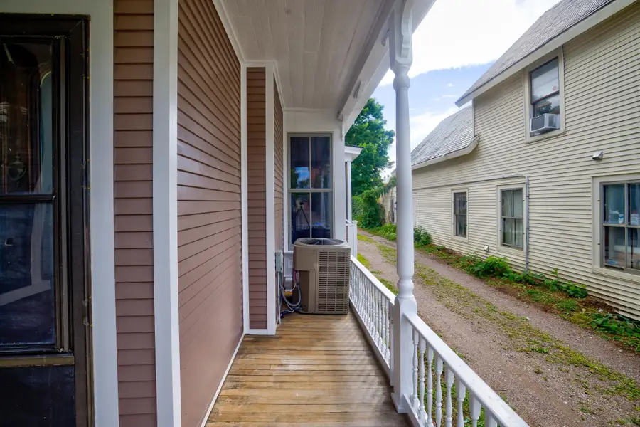 42 Elmwood Avenue, Burlington, VT 05401 - Image #3