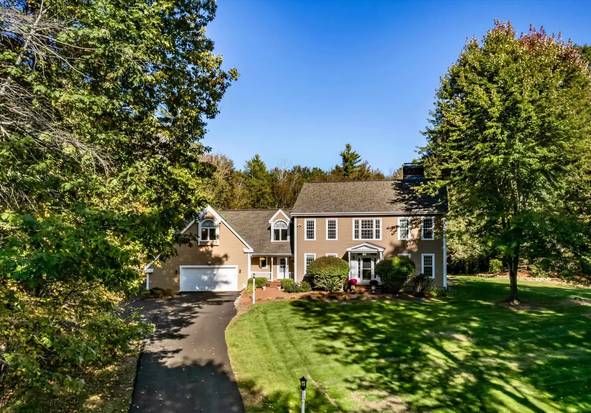 39 Mcintosh Lane, Bedford, NH 03110 - Image #1