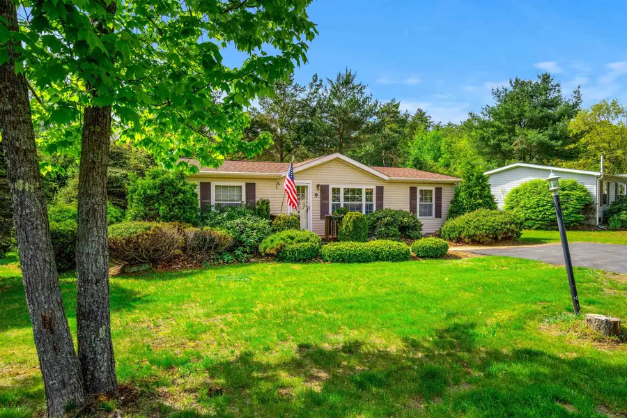 28 Great Brook Drive, Belmont, NH 03220-4403 - Image #2