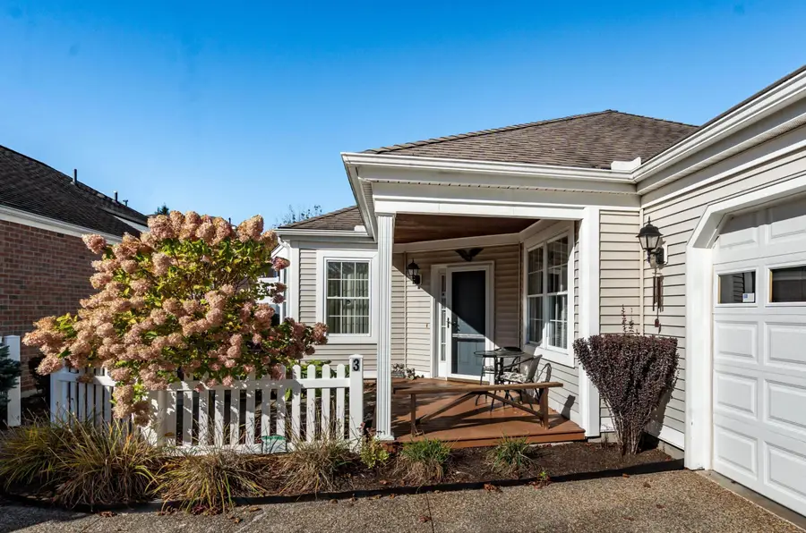 3 Old Coventry Lane, Bedford, NH 03110 - Image #2