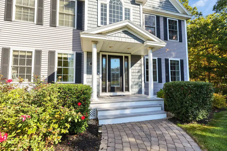 22 Jacob Road, Windham, NH 03087 - Image #3