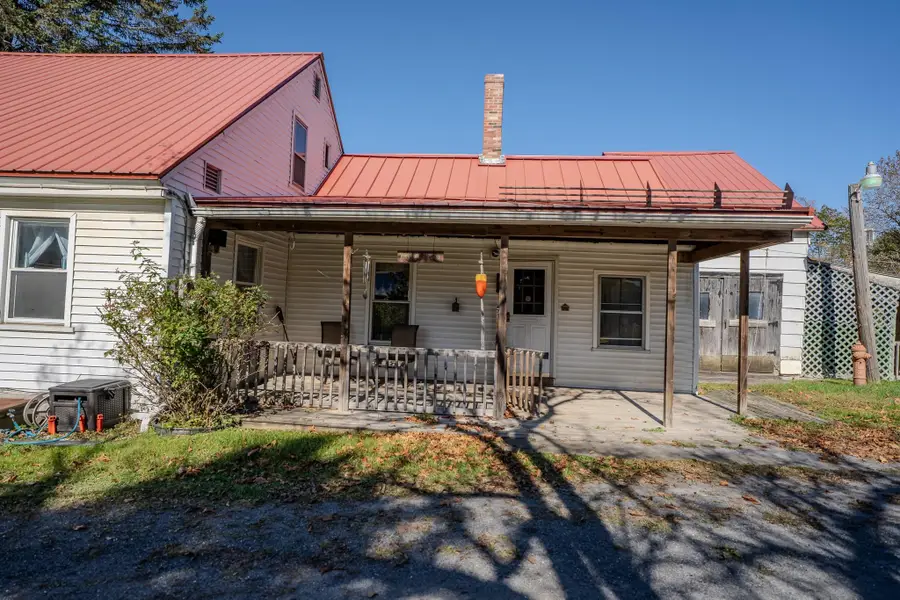 1536 Memorial Drive, Saint Johnsbury, VT 05819 - Image #2