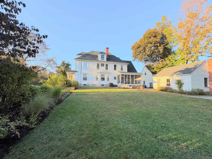 887 Chestnut Street, Manchester, NH 03104 - #3