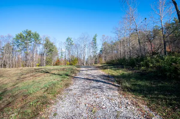 2366 Middletown Road, Londonderry, VT 05148