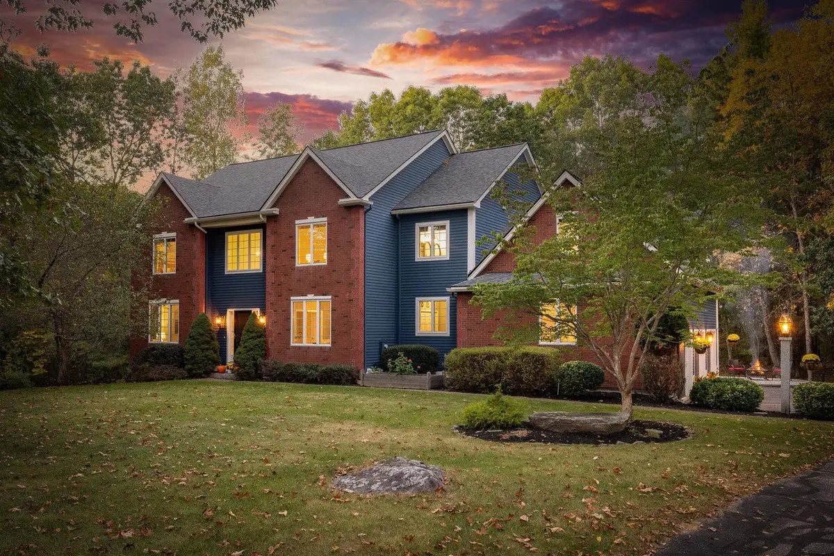 8 Winterberry Lane, North Hampton, NH 03862 - Image #1