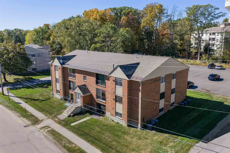 4 Brookside Drive #6, Exeter, NH 03833 - Image #2