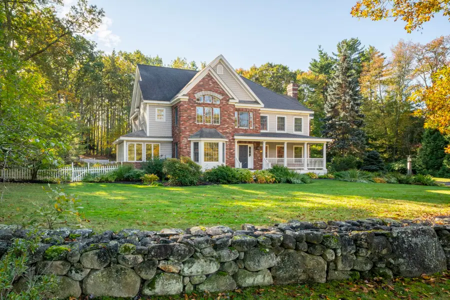 17 Welch Road, Londonderry, NH 03053 - Image #2