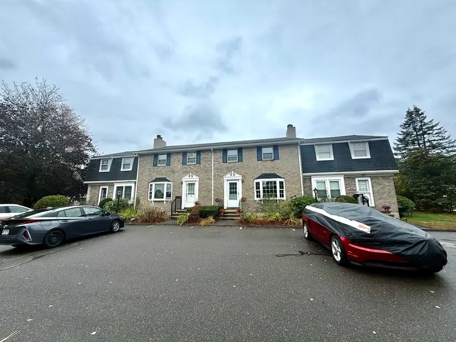 118 Fieldstone Drive, Londonderry, NH 03053 - Image #3