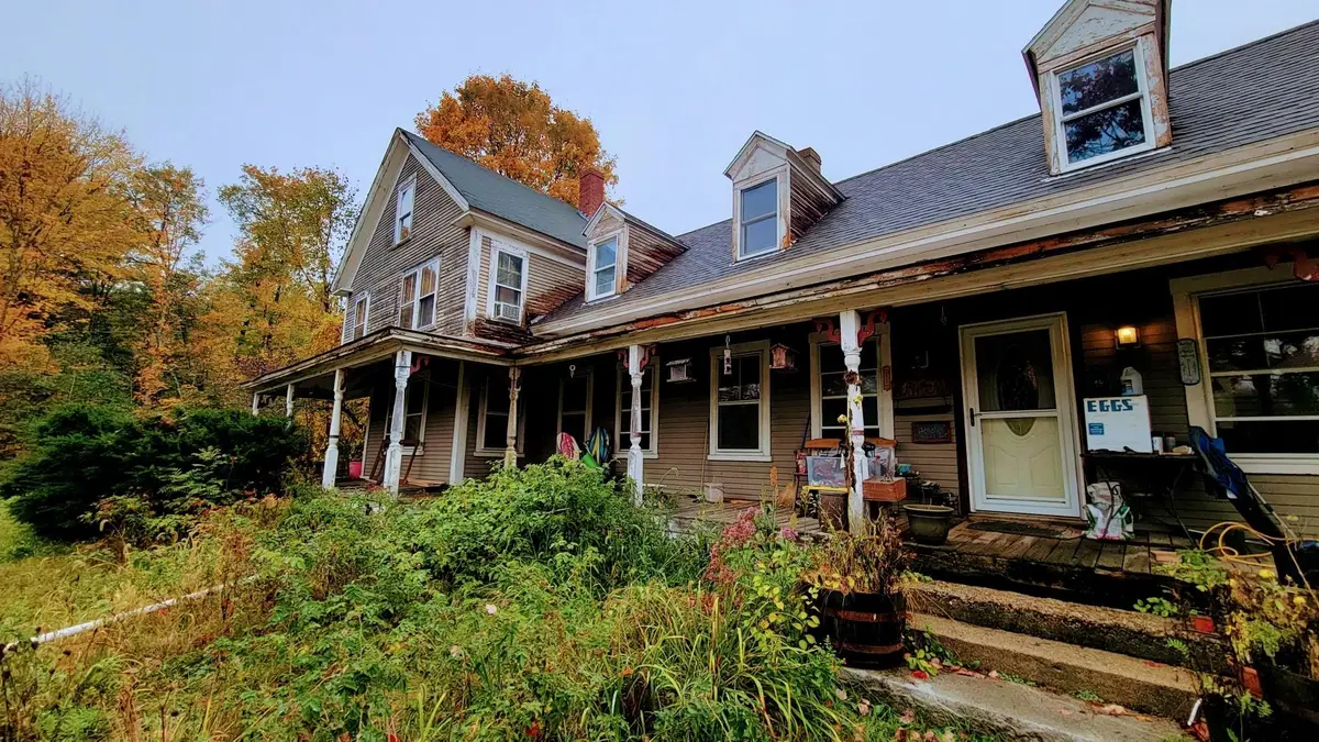 624 South Stark Highway, Weare, NH 03281 - Image #1