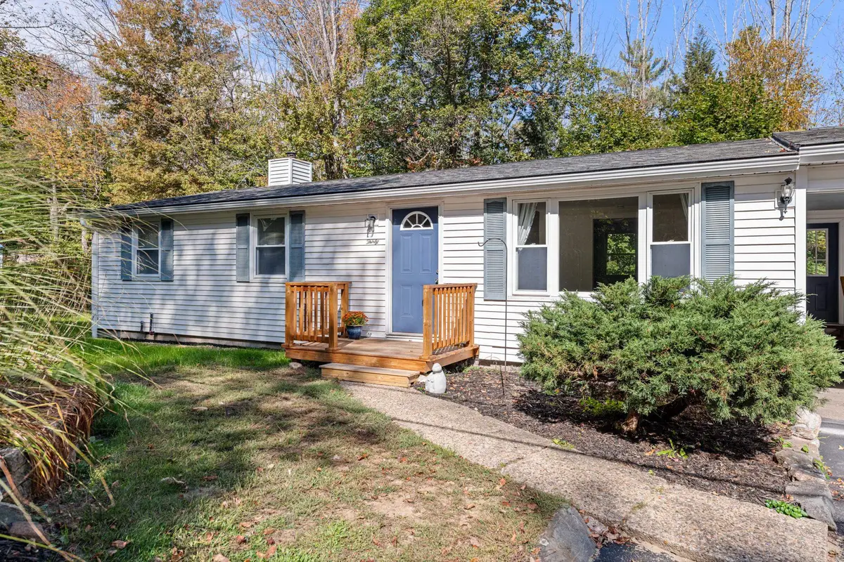 30 Farmer Drive, Gilford, NH 03249 - Image #1