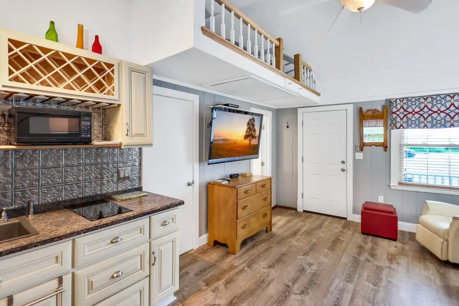 522 Ocean Boulevard, Hampton, NH 03842-3641 - Image #3