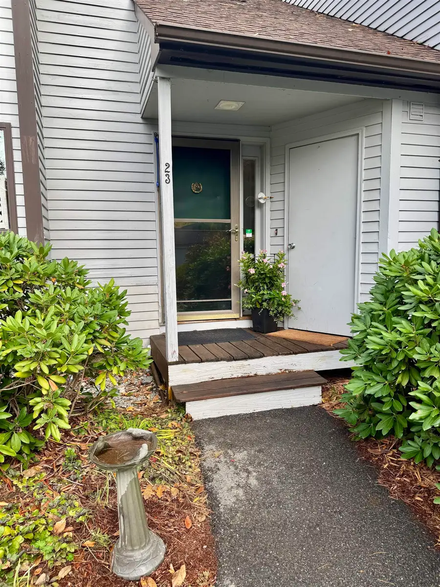 23 Pondview Drive, Merrimack, NH 03054 - Image #3