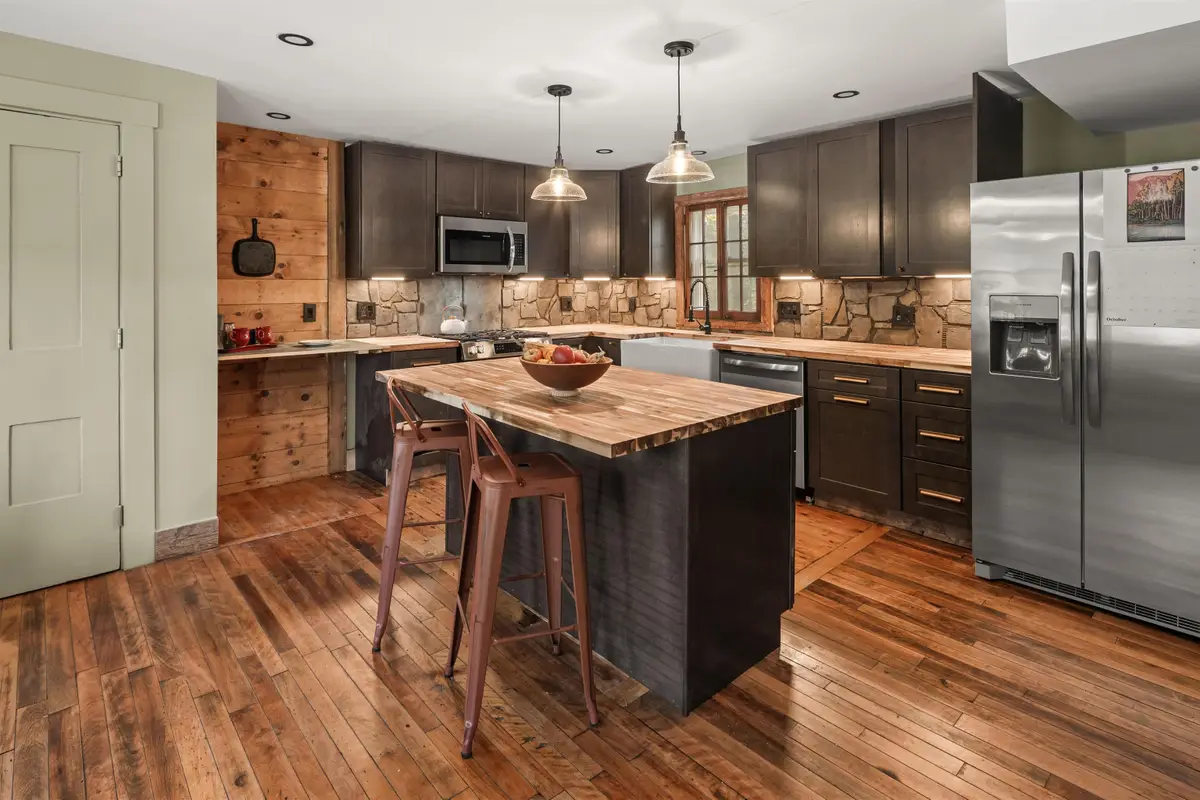 19 Sinclair Road, Johnson, VT 05656 - Image #1