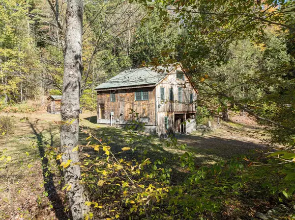 63 Big Story Lane, Grafton, VT 05146