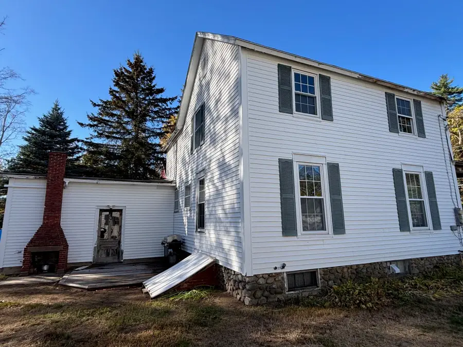 239 Gilford Avenue, Laconia, NH 03246 - Image #2