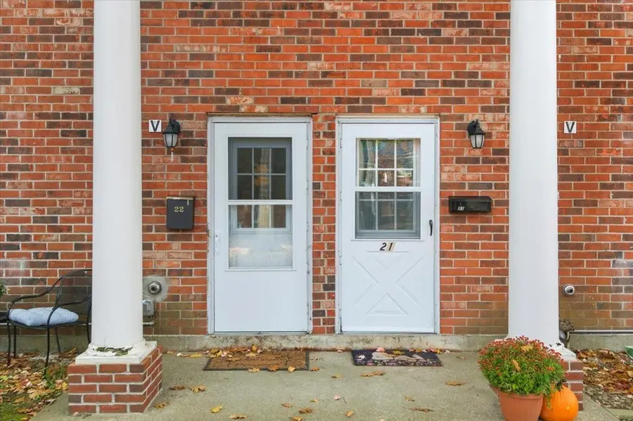 425 Dorset Street #21, South Burlington, VT 05403 - Image #2