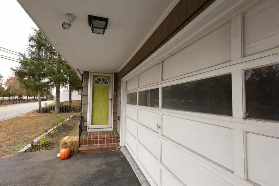 426 Goffstown Road, Manchester, NH 03102 - Image #2