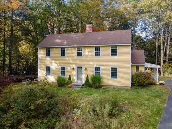 40 Louise Lane, Fremont, NH 03044