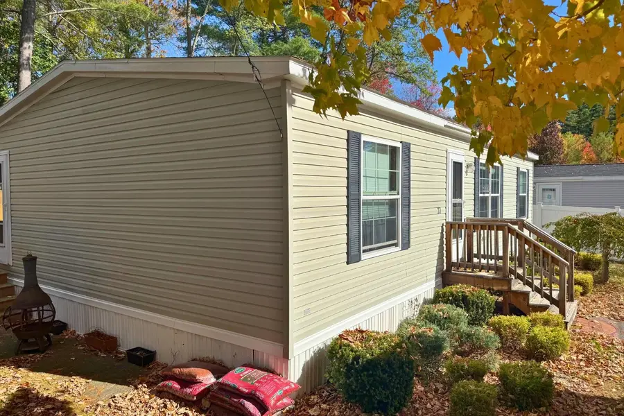 13 Courtesy Avenue, Belmont, NH 03220 - Image #3