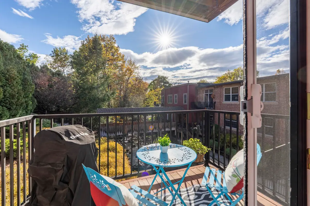 7 Chester Road #211, Derry, NH 03038 - #1