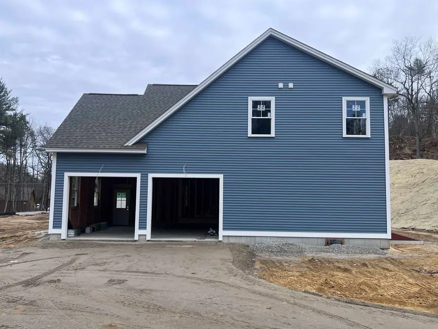 101-2 Seaverns Bridge Road, Merrimack, NH 03054 - Image #2