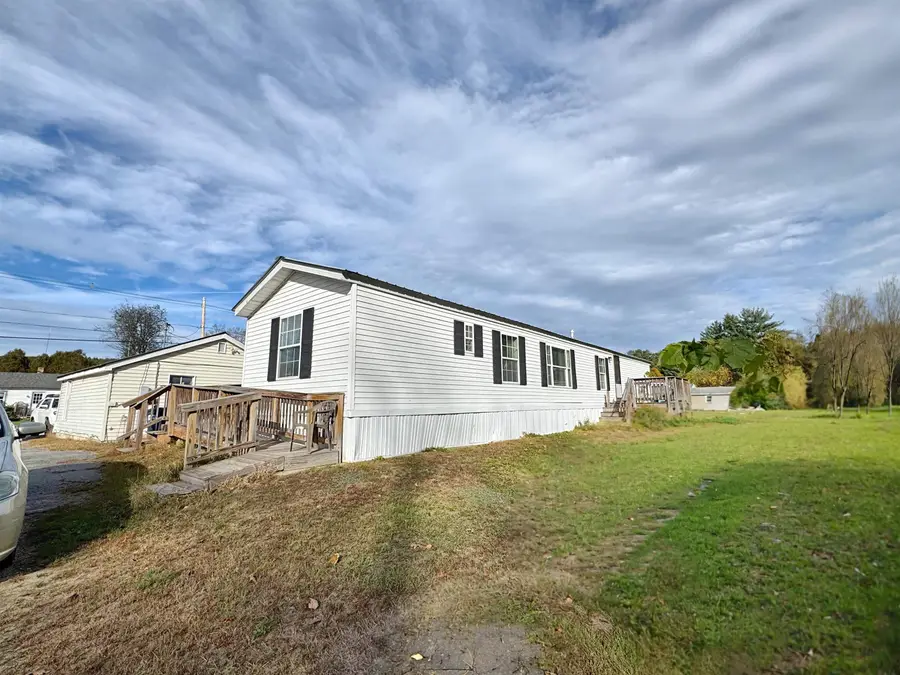 40 Citizen Street, Claremont, NH 03743 - Image #3