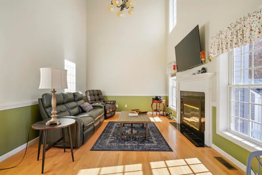 16 Summit Road, Bedford, NH 03110 - Image #3