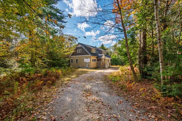 108 Circle View Drive, Newbury, NH 03255