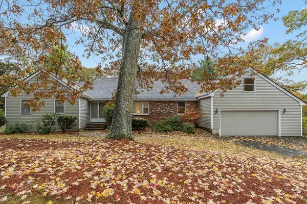 9 Cardinal Road, Windham, NH 03087