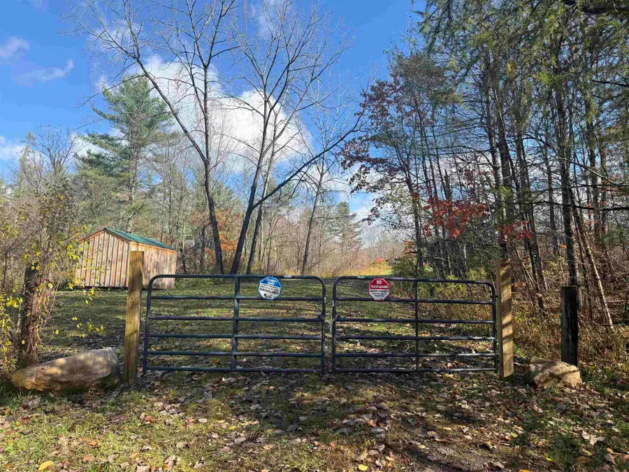 777 Butternut Gutter, Arlington, VT 05250 - Image #2