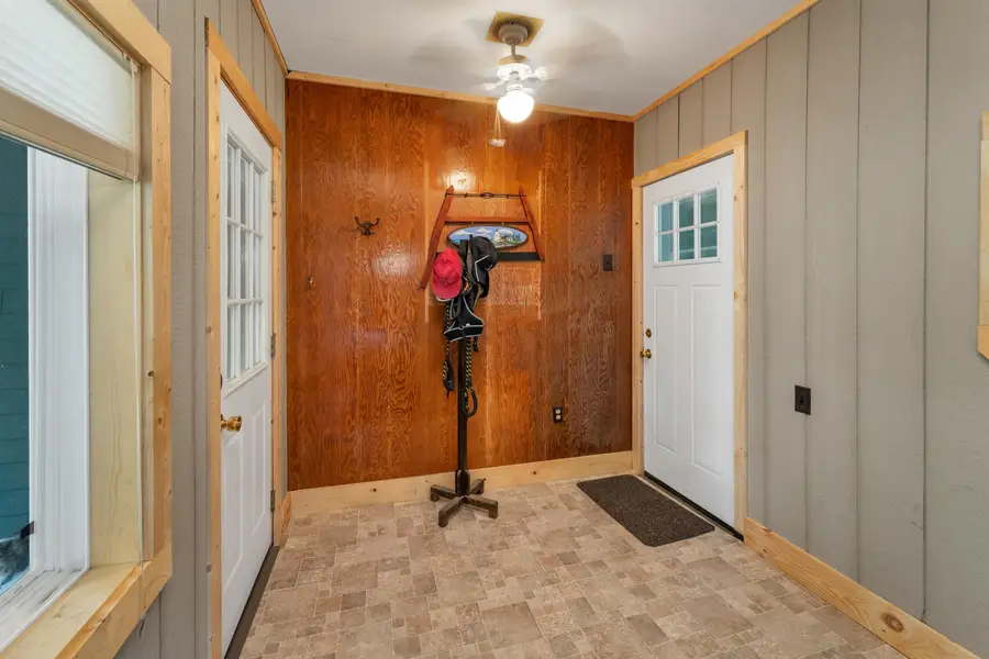 23 Oakes Street, North Woodstock, NH 03262 - Image #3