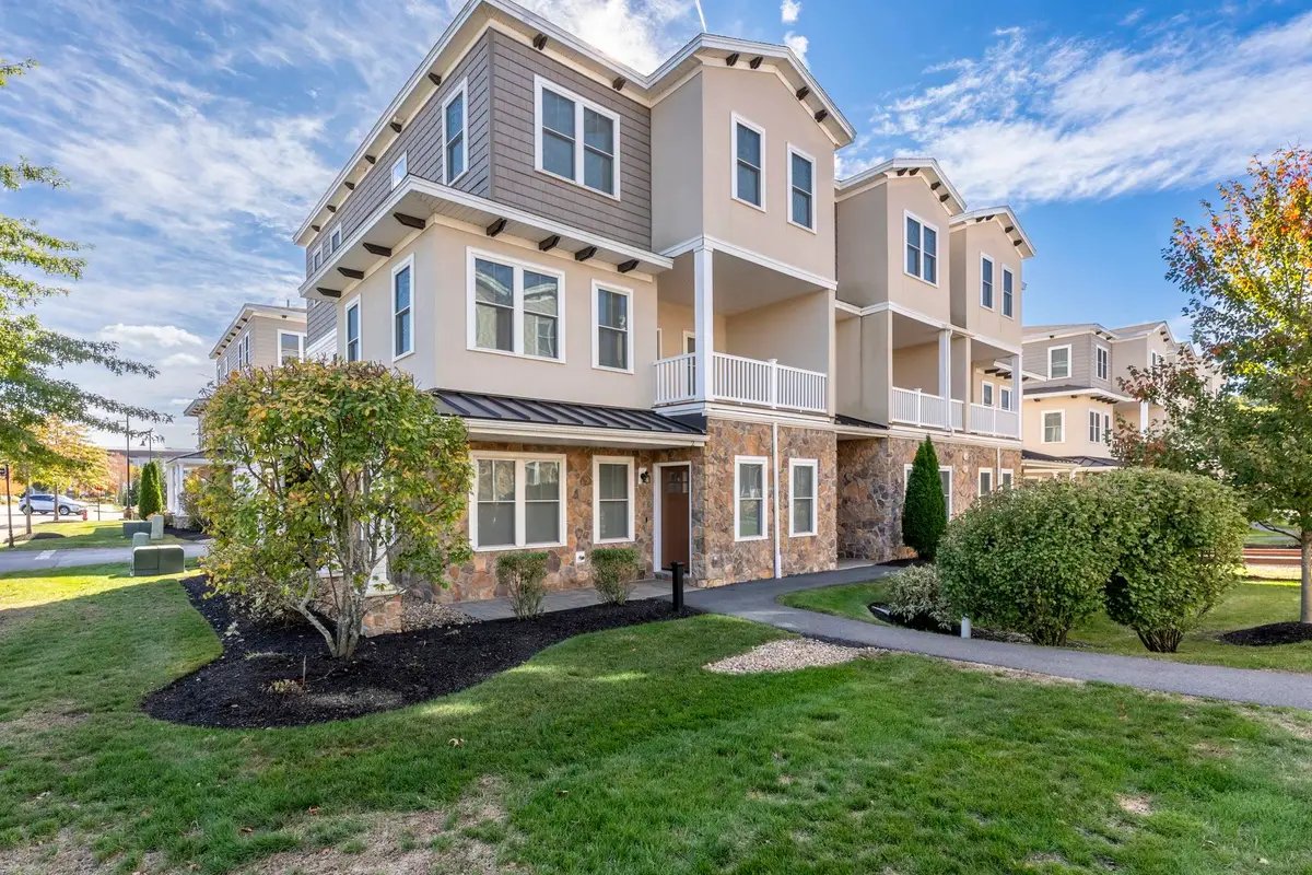 2 Montalcino Way, Salem, NH 03079 - Image #1