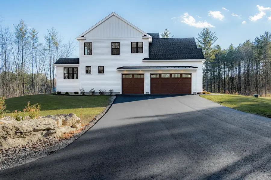 63 Mammoth Road, Windham, NH 03087 - Image #3