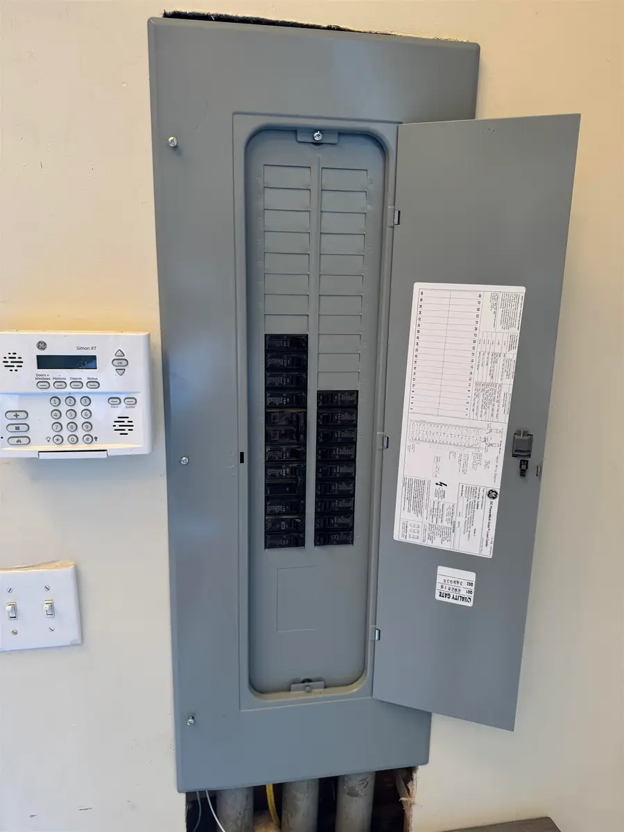 4351 Vermont RT 11 West, Chester, VT 05143 - Image #3