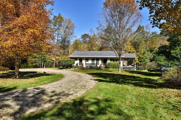 185 Beans Bridge Road, Rochester, VT 05767