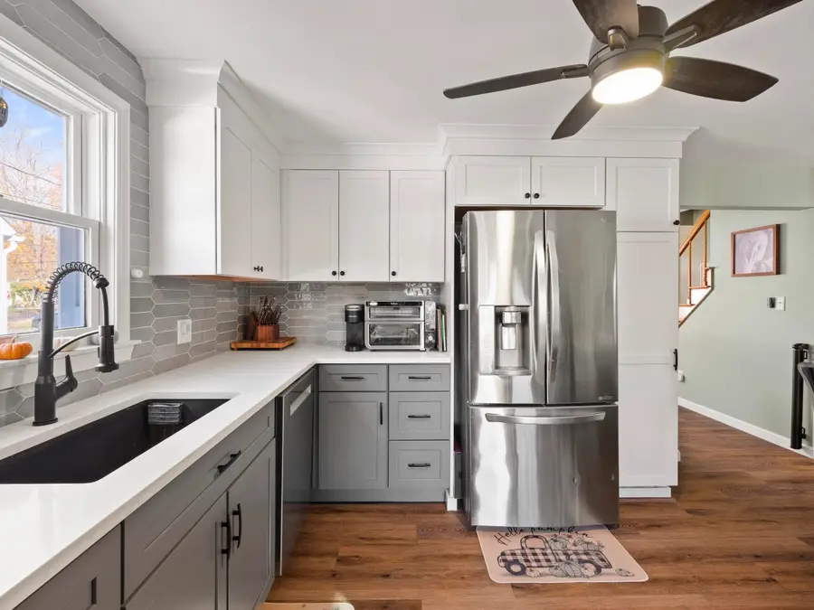 146 Woodbine Avenue, Manchester, NH 03109 - Image #2