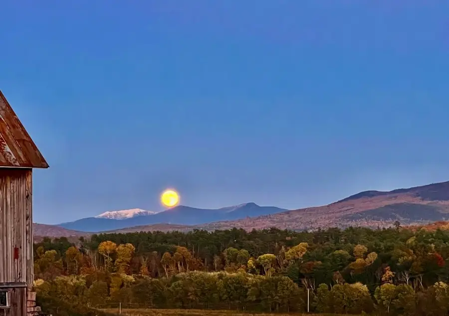 5887 VT Route 5 S, Newbury, VT 05051 - Image #2