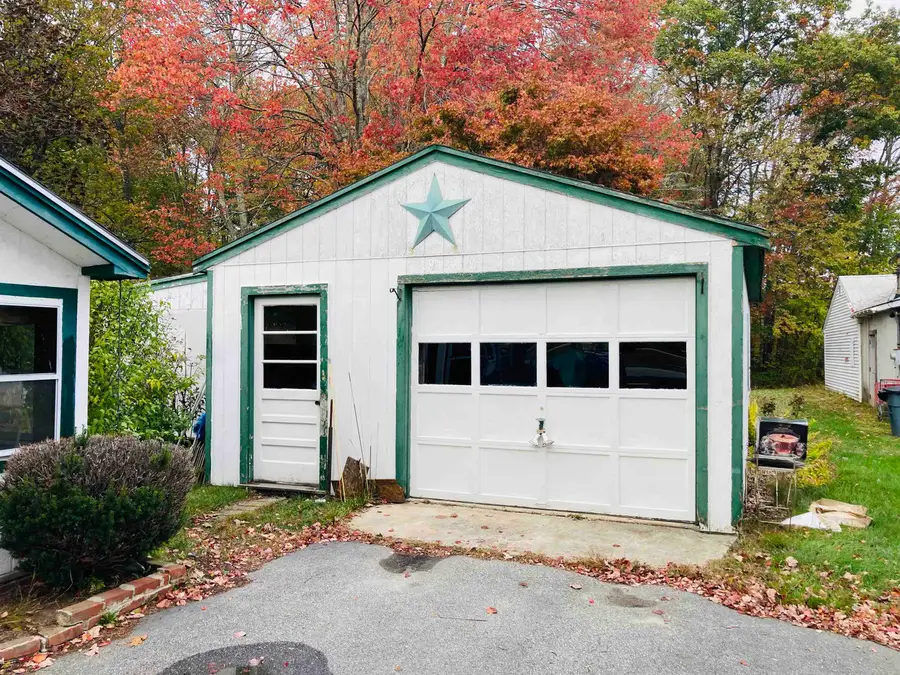 13  Elm Street, Epping, NH 03042 - Image #2