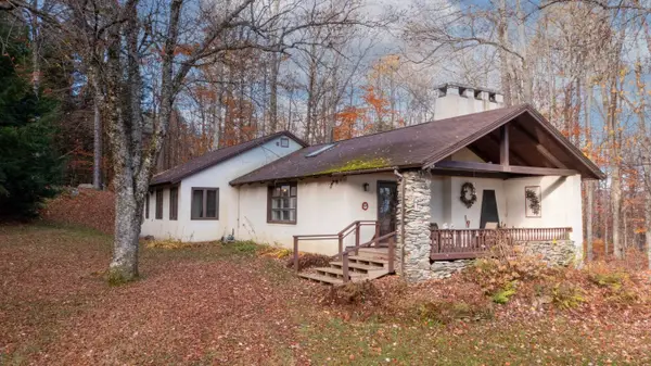 46-48 Lower Taylor Hill Road, Winhall, VT 05340