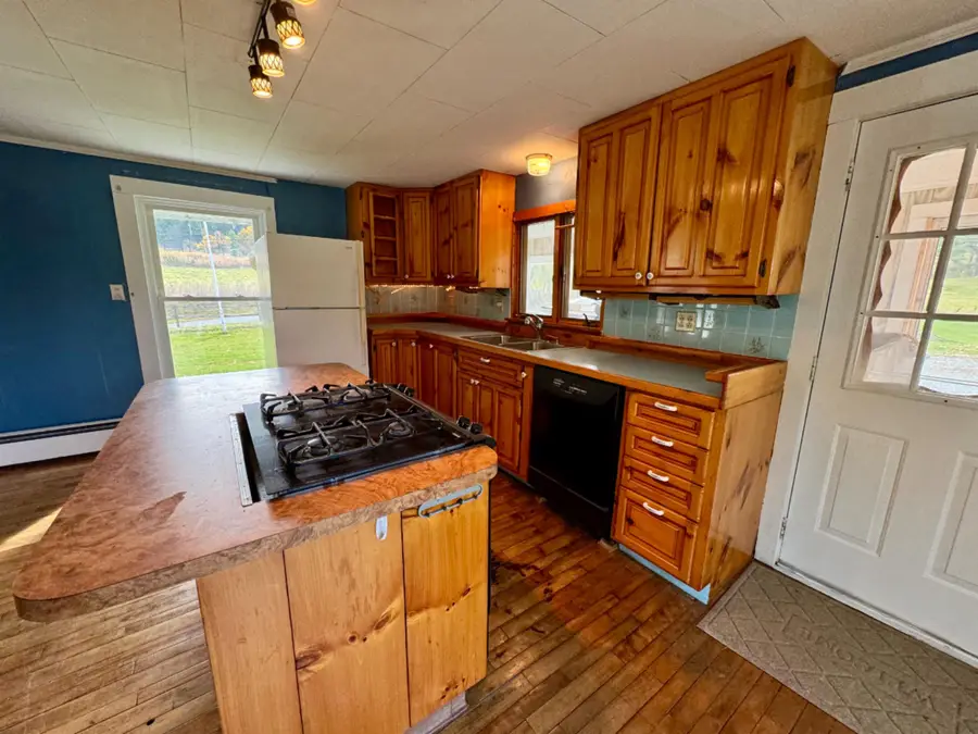 162 Town Forest Road, Barnet, VT 05821 - Image #3