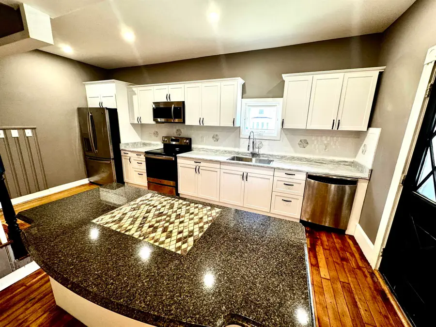 23 Oak Street, Derry, NH 03038 - Image #3